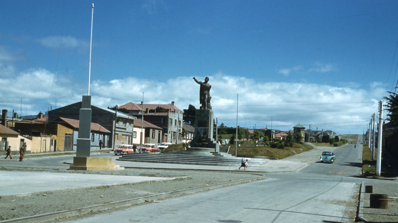 Avenida Independencia in Punta Arenas, 1958